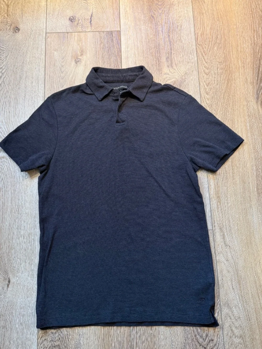 Banana Republic perfect golf